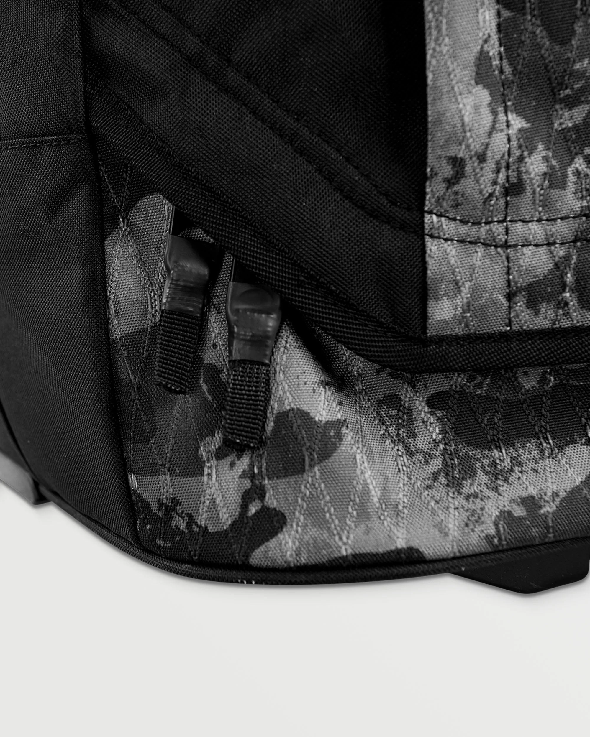 Chamber Carry-On - Image 7