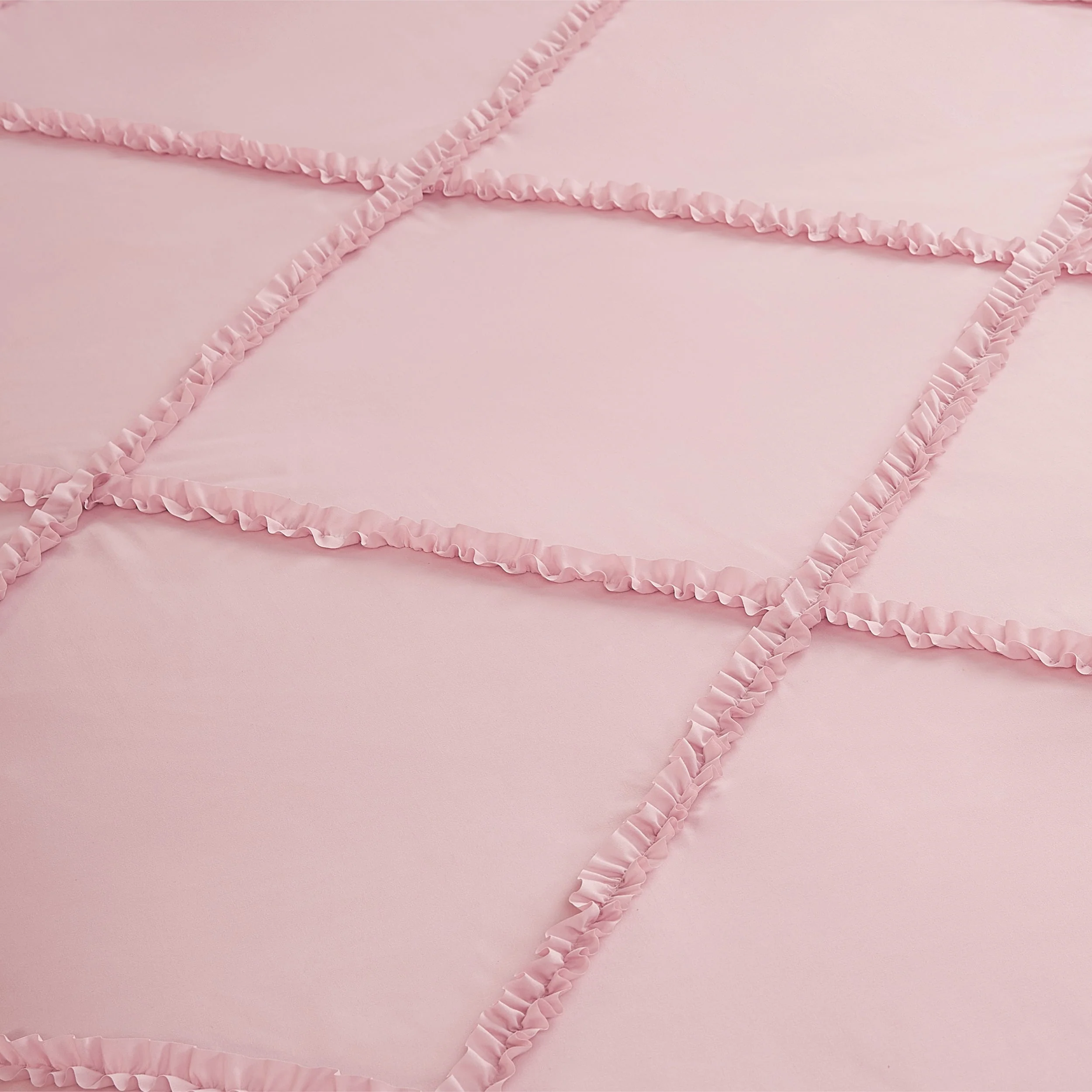 Diamond Ruffle Comforter Set - Image 5