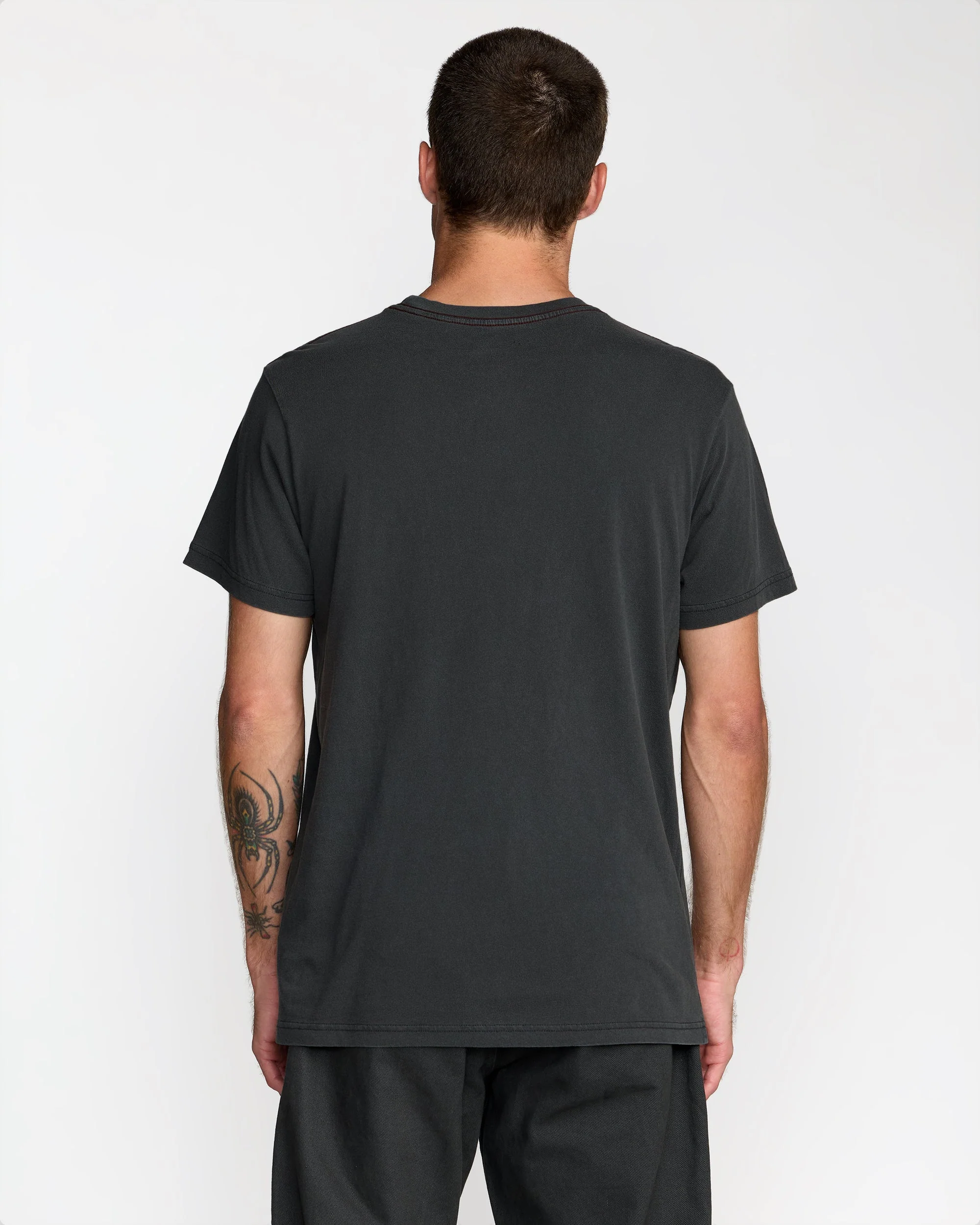 Island Hex Pocket Short Sleeve Tee - Image 5