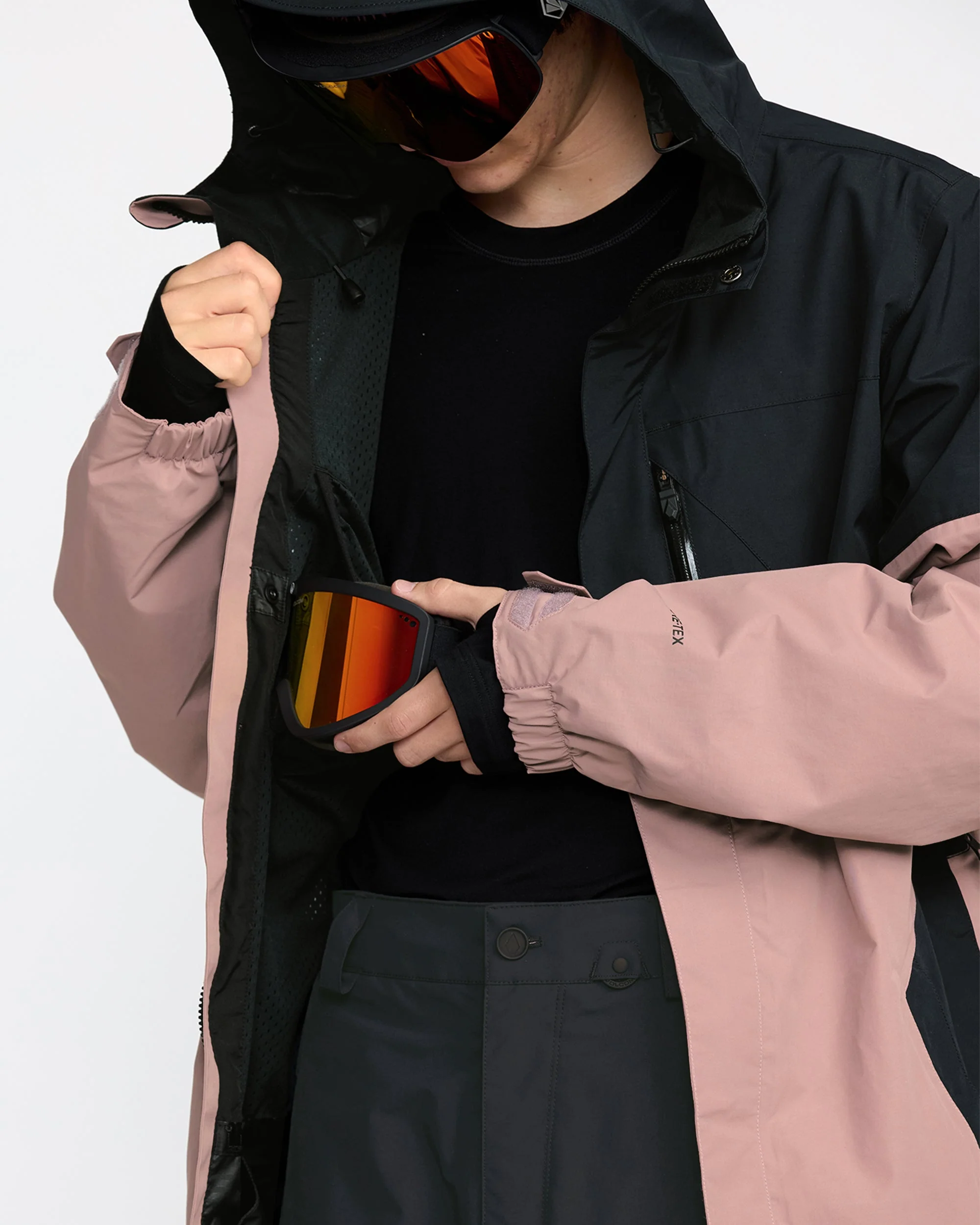 L Gore-Tex Jacket - Image 6