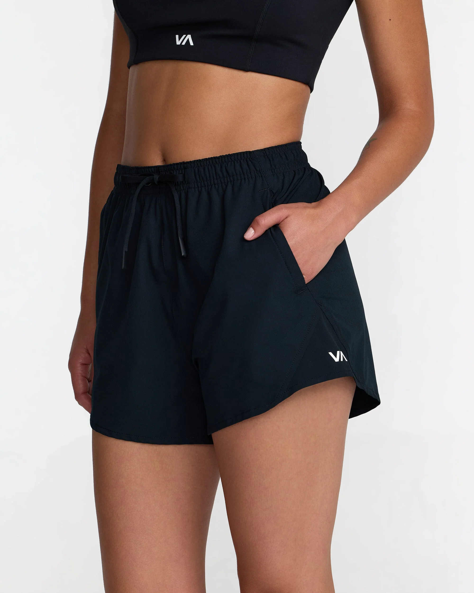 VA Essential Yogger 12" Short